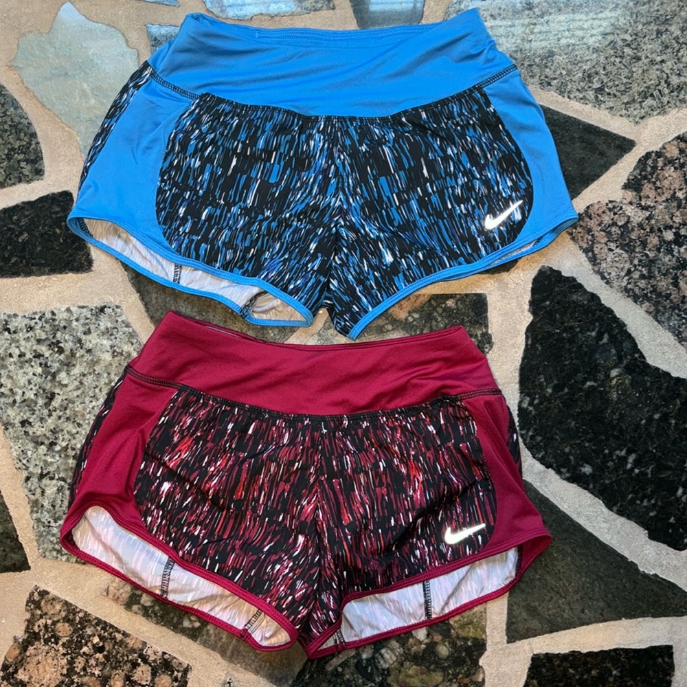 Nike Women's Screen Fuzz Printed Dry Crew Running Shorts 
Red and Blue pair. XS - Picture 1 of 7